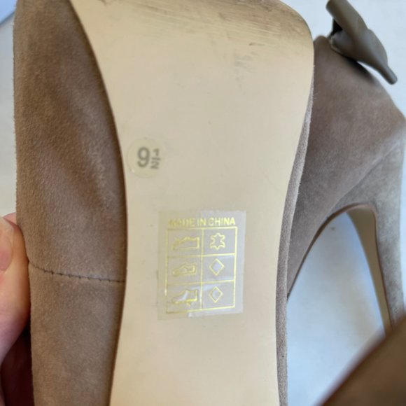 Dolce Vita Briar Bow Hidden Platform Pumps - Picture 10 of 12